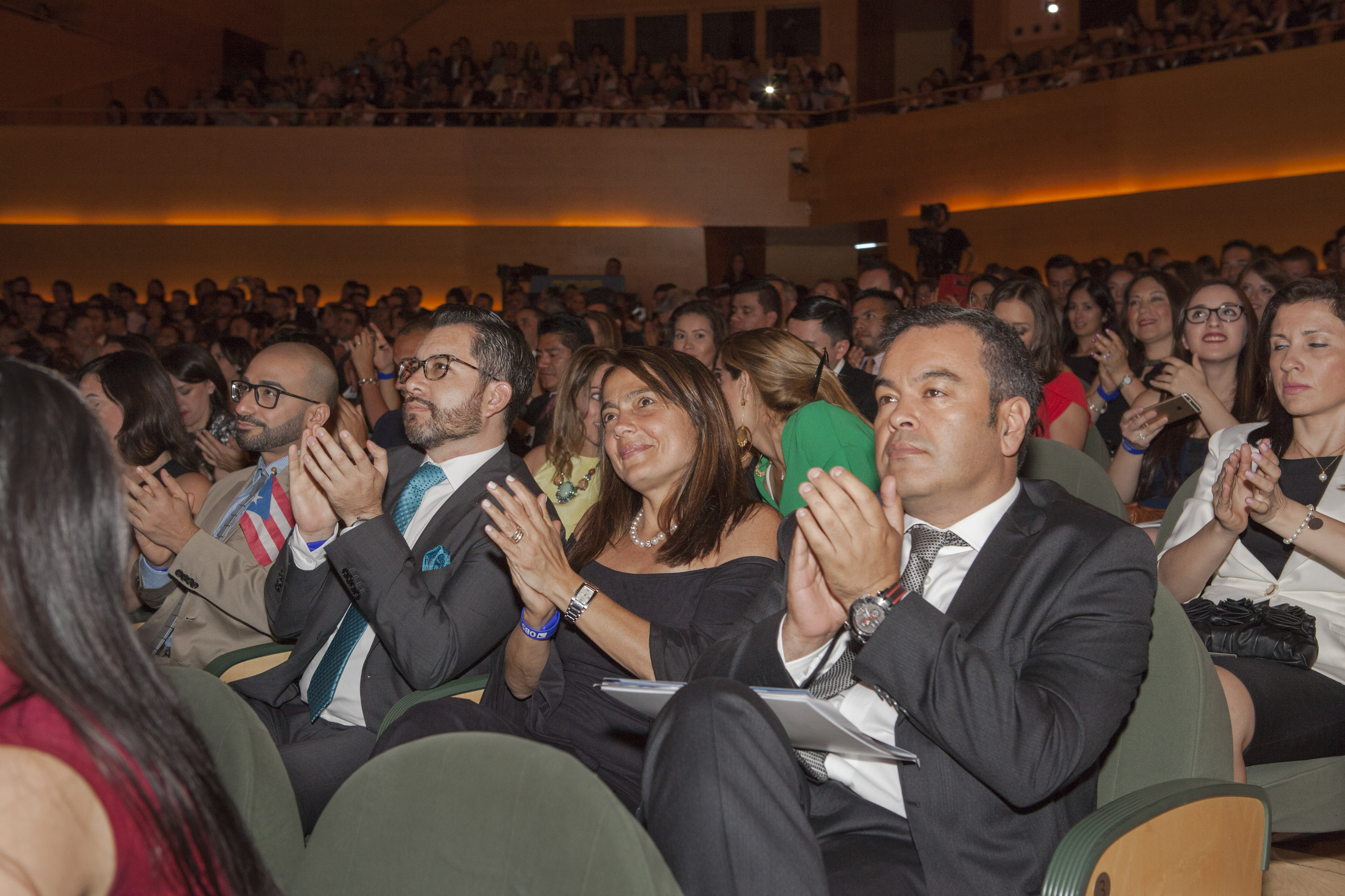 Alumnos en la Ceremonia de Graduación 2012 de OBS Business School