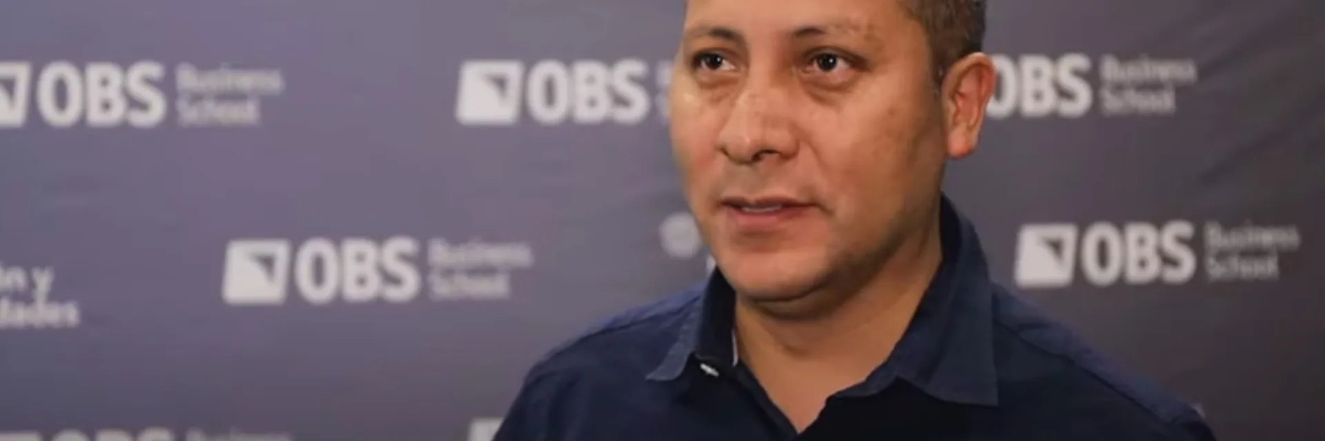 Descubre la opinión de Hernan Gomez sobre el Máster en Transformación Digital y Desarrollo de Negocio de OBS