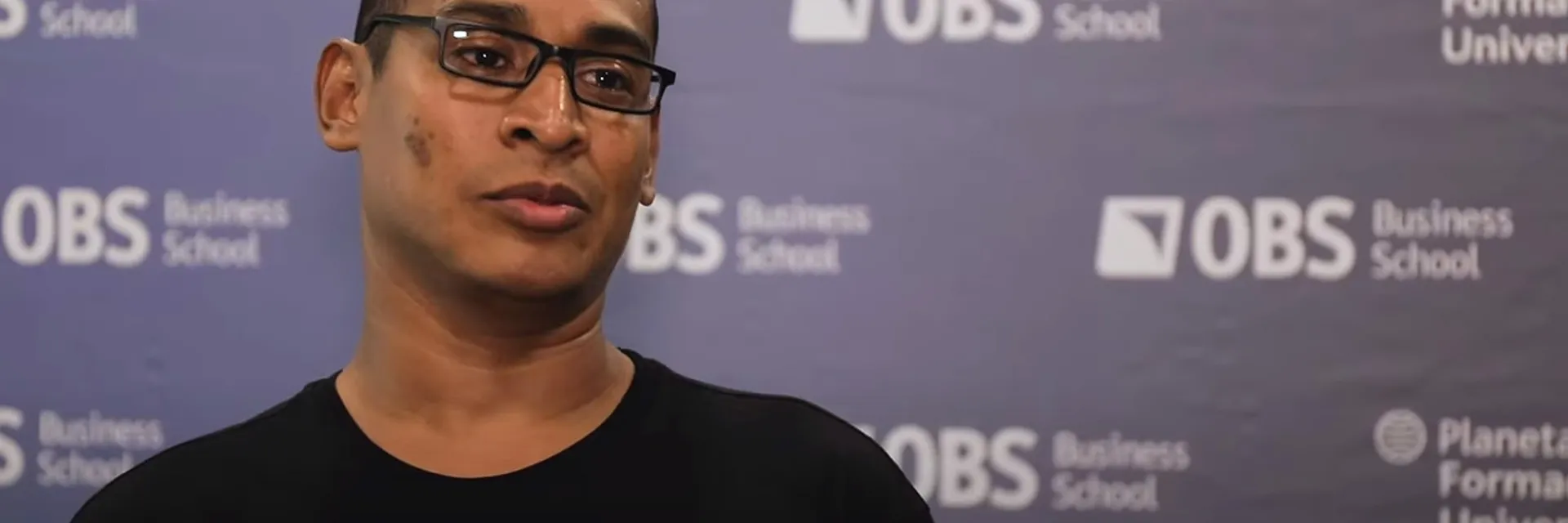 Descubre la opinión del exalumno de OBS Marlon Sanchez sobre el Máster en Dirección de Sistemas y Tecnologías de la Información