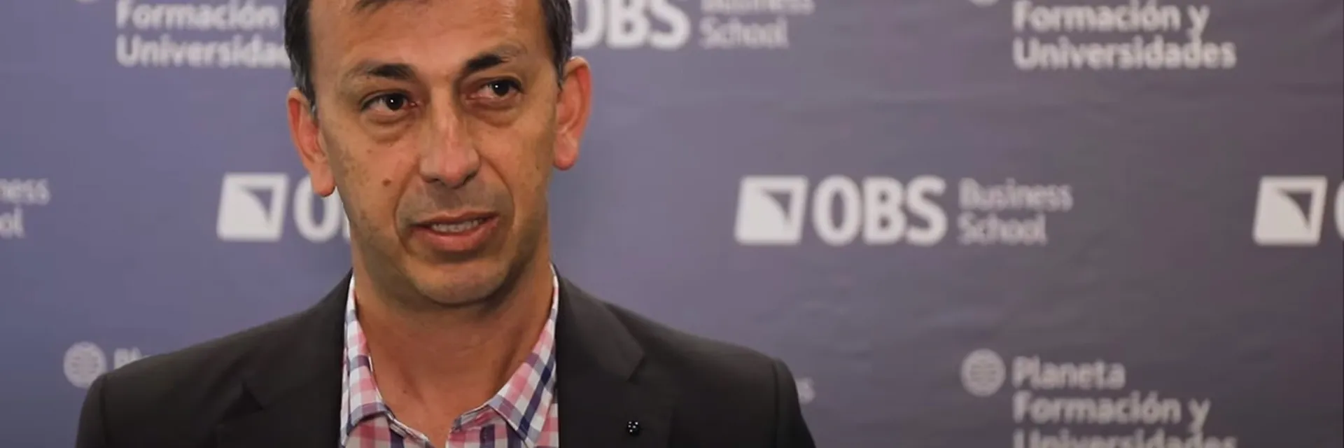 Descubre la opinión de el exalumno de OBS Rodrigo Rozo sobre el Executive MBA