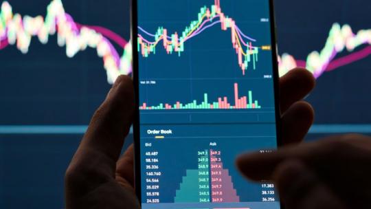 Card Informe OBS Sector Bancario 2023