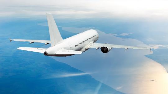 Informe OBS 2022: Presente y futuro del sector aéreo comercial