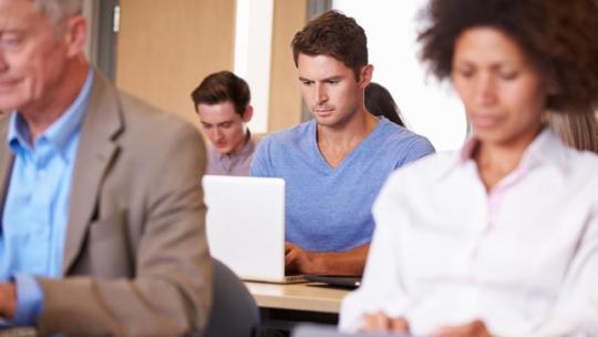 beneficios-de-los-cursos-preparatorios-de-la-certificacion-pmp.jpg