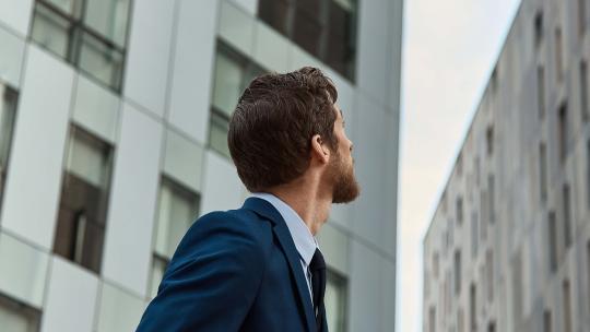 ¿Quieres crear el futuro? OBS Business School - The School of Now