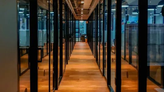 Oficina de empresa multinacional