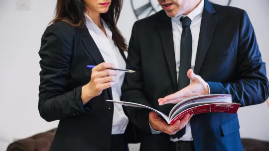 estatutos sociales de una empresa