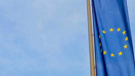 UE - 1