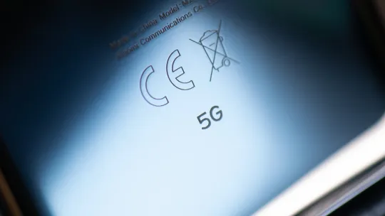 Informe sobre el uso del 5G realizado por OBS Business School en colaboración con Three Points