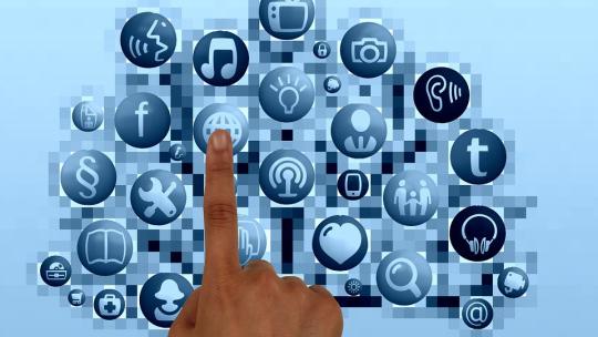 los_beneficios_del_social_media_para_el_ecommerce_0.jpg