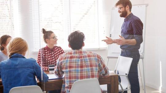 que-supone-la-certificacion-pmp-para-tu-curriculum-profesional.jpg