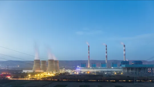 Descubre el nuevo informe de OBS, la importancia del sector energético en la economía