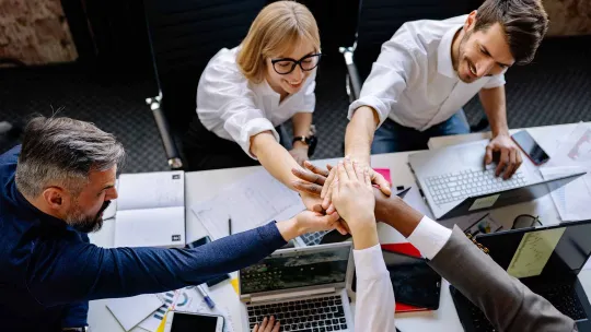 No te pierdas el webinar de soft skills Comunicación eficaz y liderazgo para equipos extraordinarios de OBS 