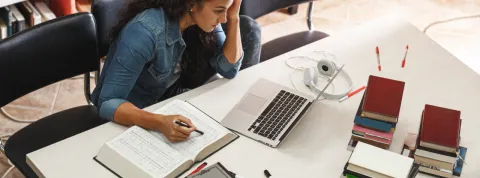 Ayudas al estudio PFU y Colombia