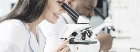 Descubre los mejores TFMs en Health Management de OBS Business School