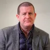 Profesor y Director Luis Toro Dupouy