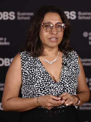 Conoce a Doriela Lozada, alumni del Executive MBA de OBS