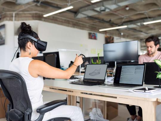 La realidad virtual beneficia a la educación, descubre los beneficios en el artículo de OBS