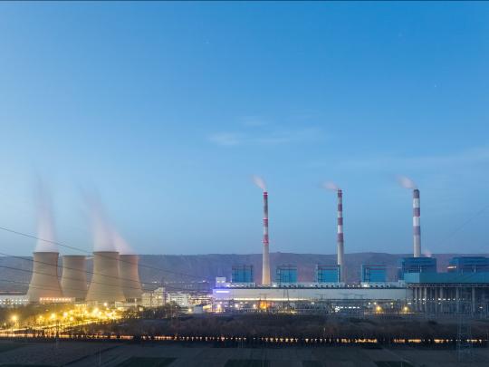 Descubre el nuevo informe de OBS, la importancia del sector energético en la economía