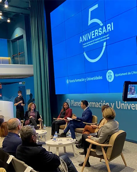 Acto de celebración del 5º Aniversario de las Becas Ajuntament de l'Hospitalet y Campus PFU