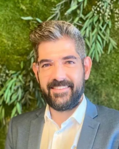 César Velasco