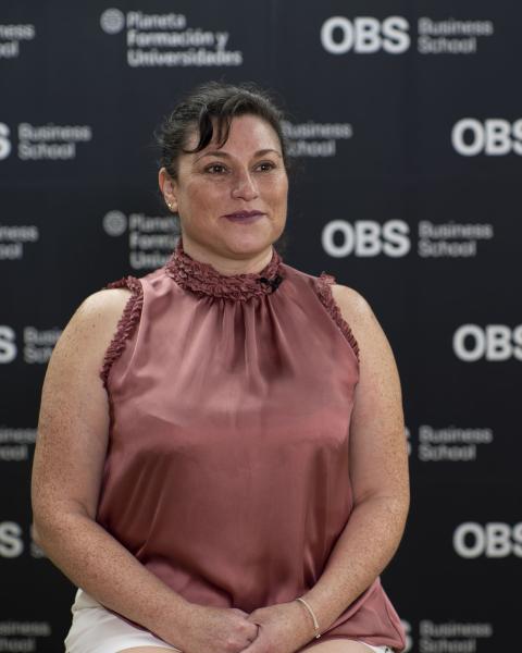 Conoce la opinión de Adriana Barrientos, exalumna del Máster en Gestión de la Experiencia del Consumidor de OBS