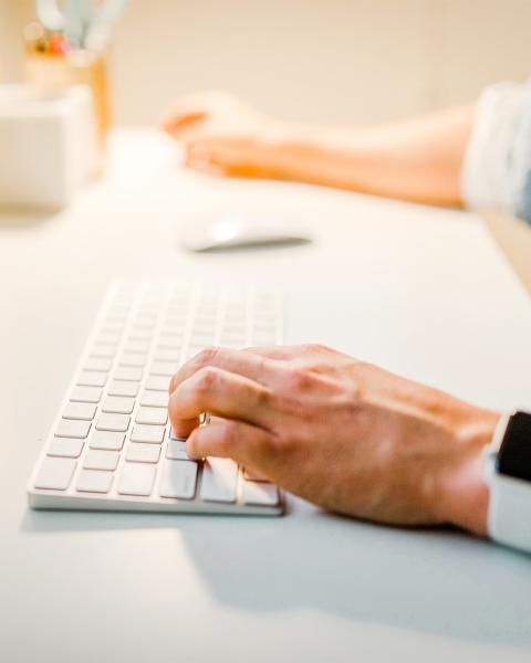 Descubre el Máster 100% online en Inteligencia Artificial de OBS Business School y lidera la industria 4.0