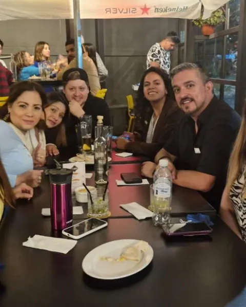 Integrantes Afterwork Club Alumni Chile 2024