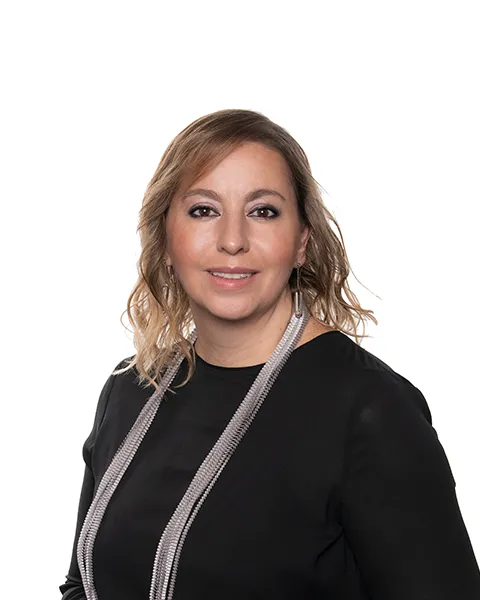 Karely Munárriz, nueva Presidenta del Club Alumni México