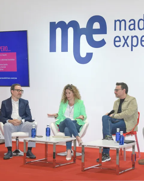 May López, profesora de OBS, participa en la Madrid Car Experience: ponencia