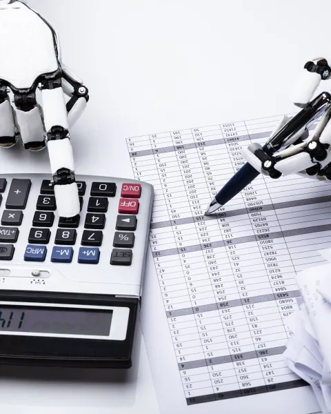 Robot y calculadora