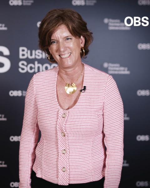 Descubre la opinión de Dina Cristiane sobre nuestro Máster en Innovación y Emprendimiento