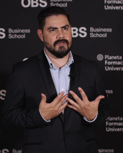 Descubre la opinión de Alberto Obaldia sobre nuestro Máster en Transformación Digital y Desarrollo de Negocio