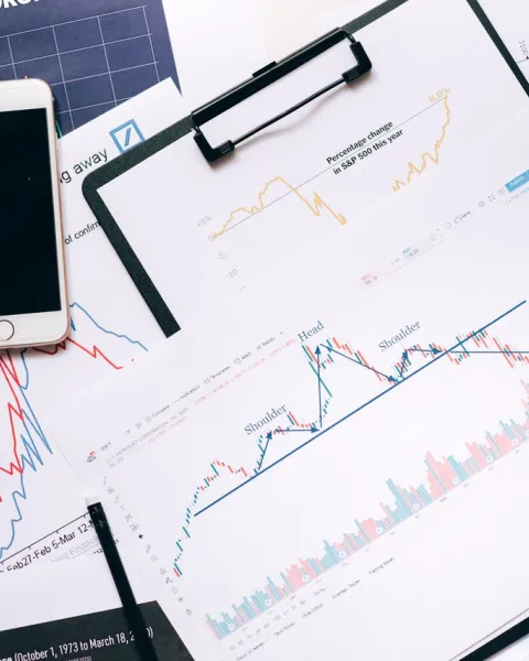 Alternativas de cobertura de tipos de interés: IRS, Caps, Swaptions