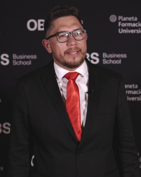 Descubre la opinión de Jonathan Deza sobre nuestro Executive MBA