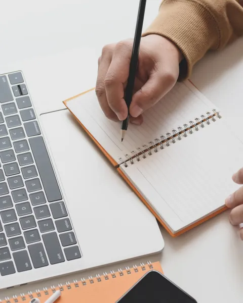 Disfruta del Programa enfocado de OBS Business School: Modelos de ingresos basados en suscripción