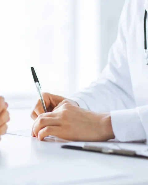 Descubre los mejores TFMs en Health Management de OBS Business School