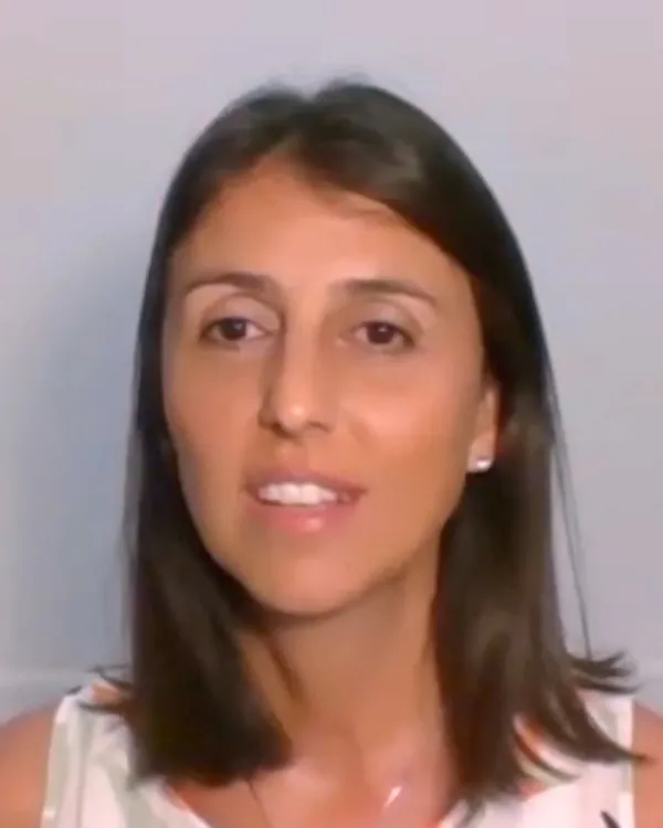 Descubre la opinión de Romina de Simone en el Máster de Business Intelligence en OBS